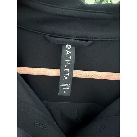 Athleta Urbanite Top Black Button-Up Shirt Size Large Long Sleeve - Picture 3 of 7